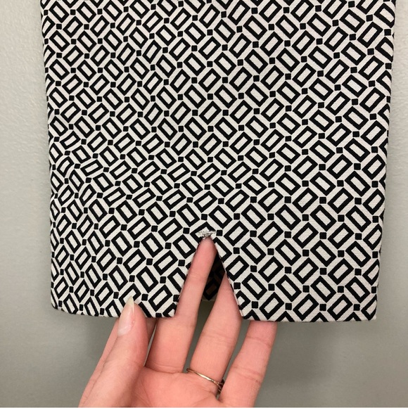 J. Jill Essential Slim Ankle Pant Women’s Size 14 Pull On Stretch Knit Geo Print - Picture 7 of 9